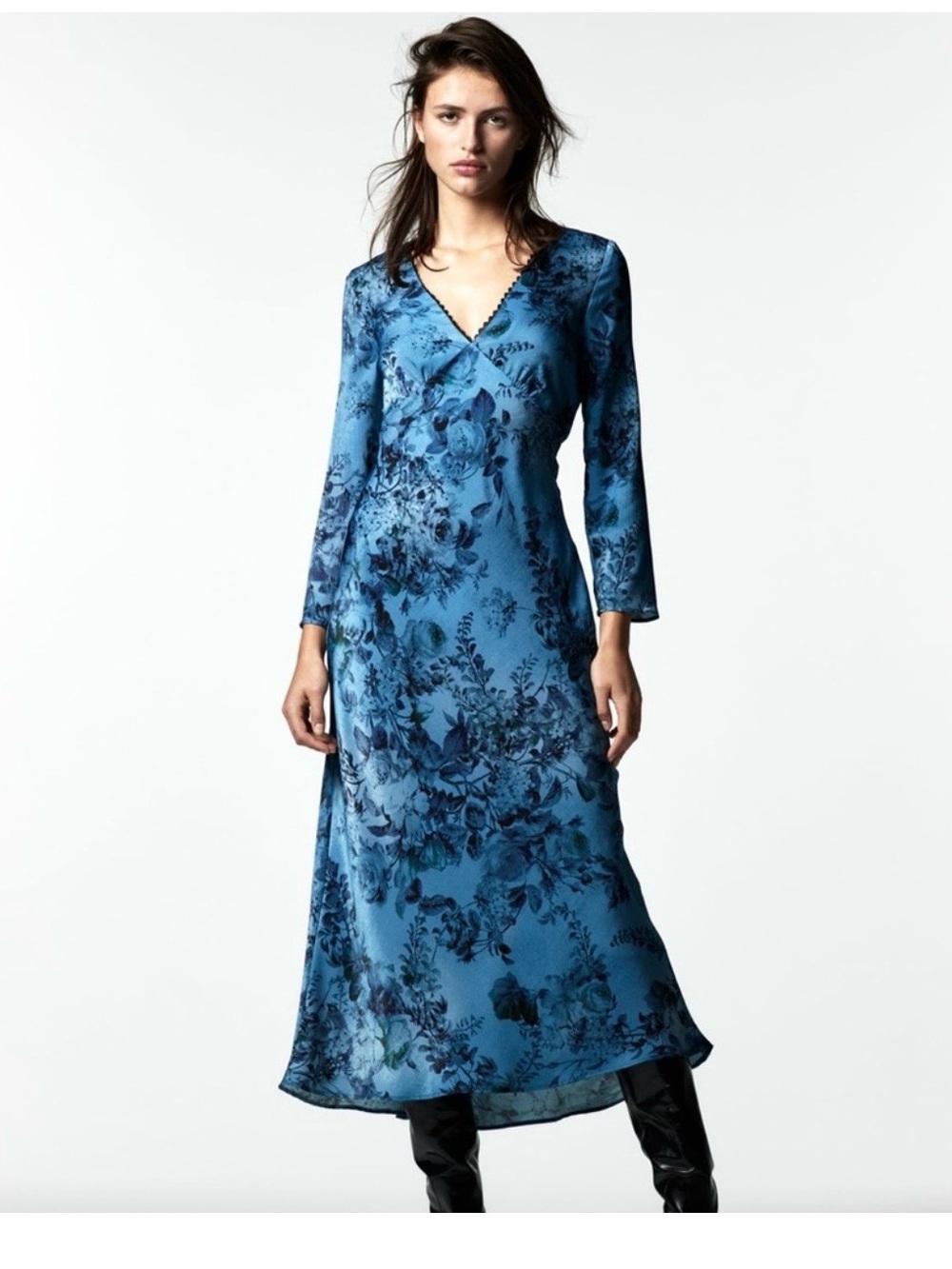 Zara Blue Floral V-Neck Midi Dress size L